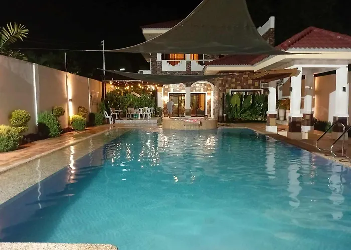 Villa De Ciudad *