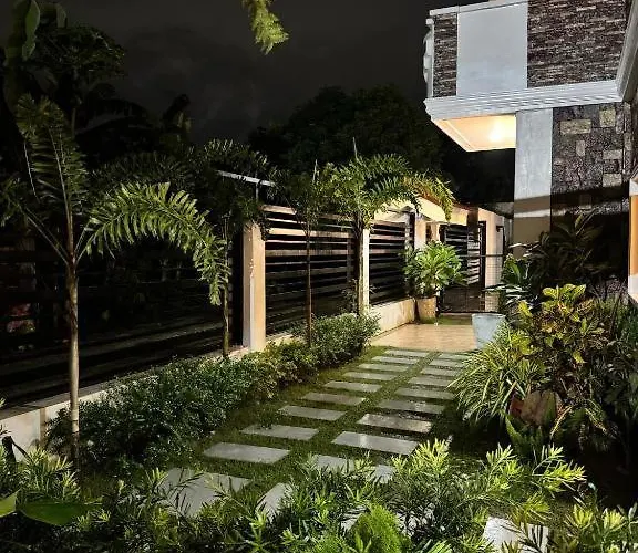 Villa De Ciudad *